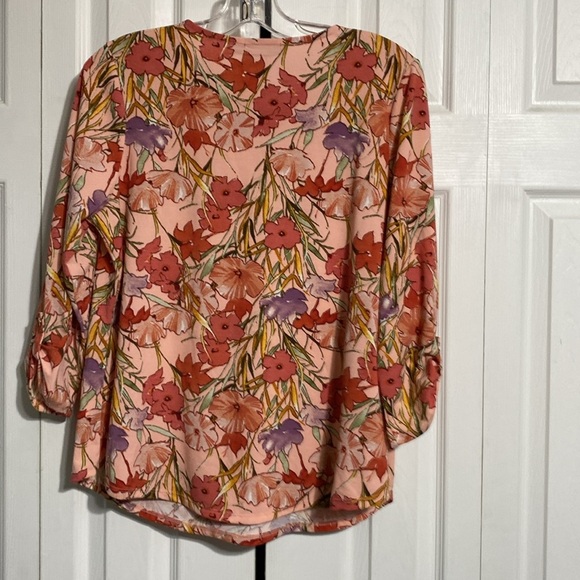 Cure floral blouse top shirt size LARGE - Picture 9 of 15